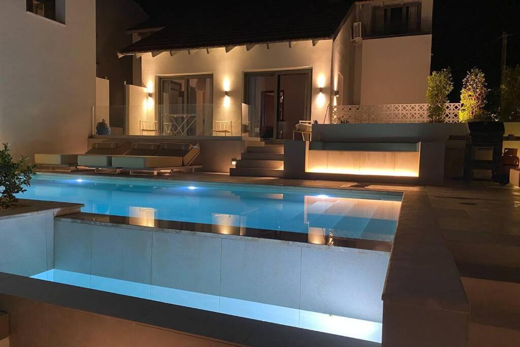Chania Living Stories Villa With Piano Chrissi Akti Chania Exterior foto