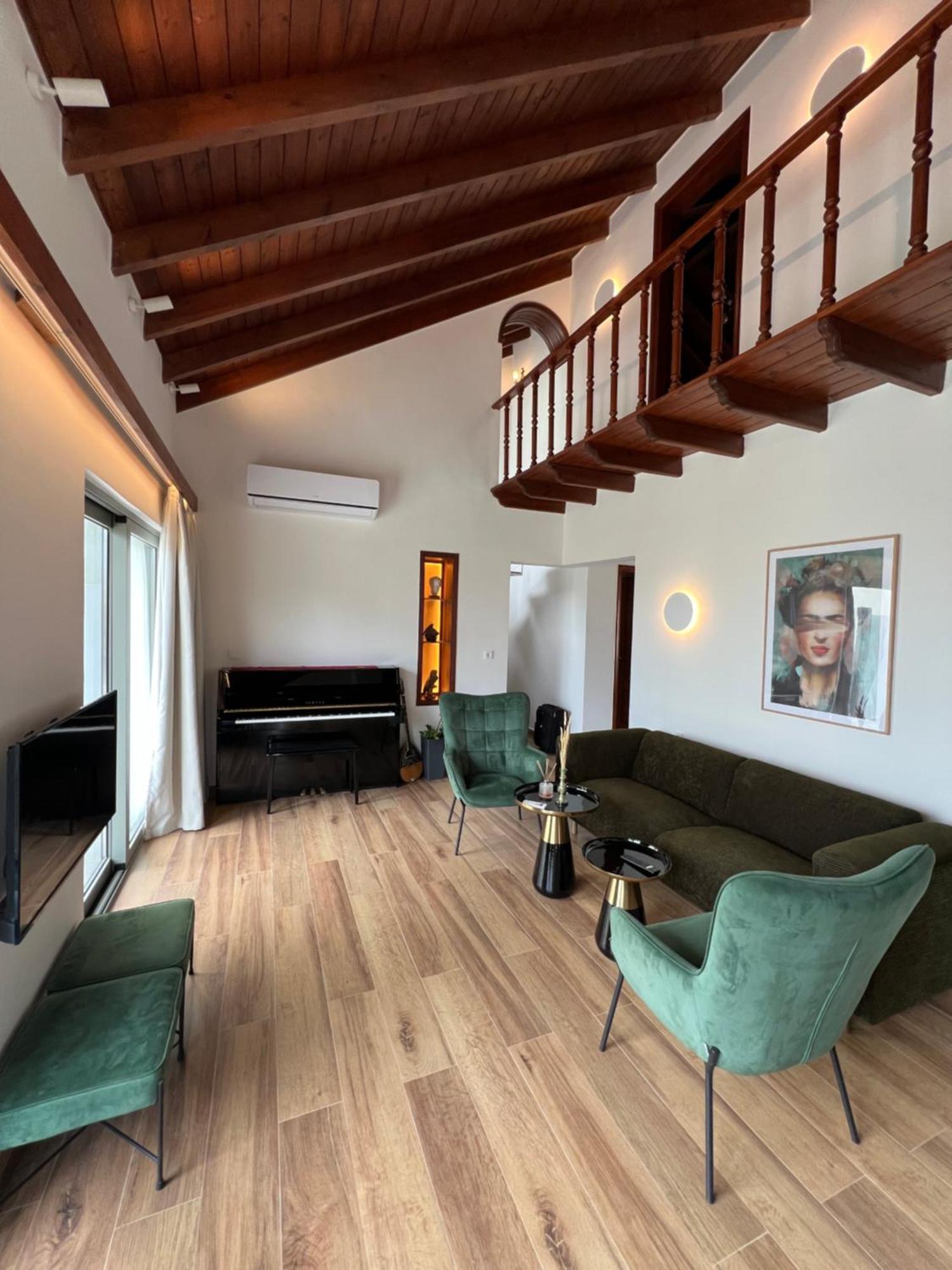 Chania Living Stories Villa With Piano Chrissi Akti Chania Exterior foto
